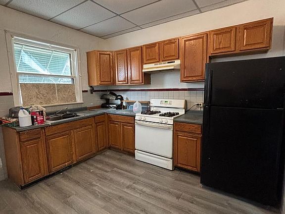 5th image of 2328 W Cumberland St