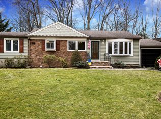 1129 Corrinne Ter, Mountainside, NJ 07092