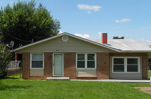 1337 Cedar Ave Photo 1