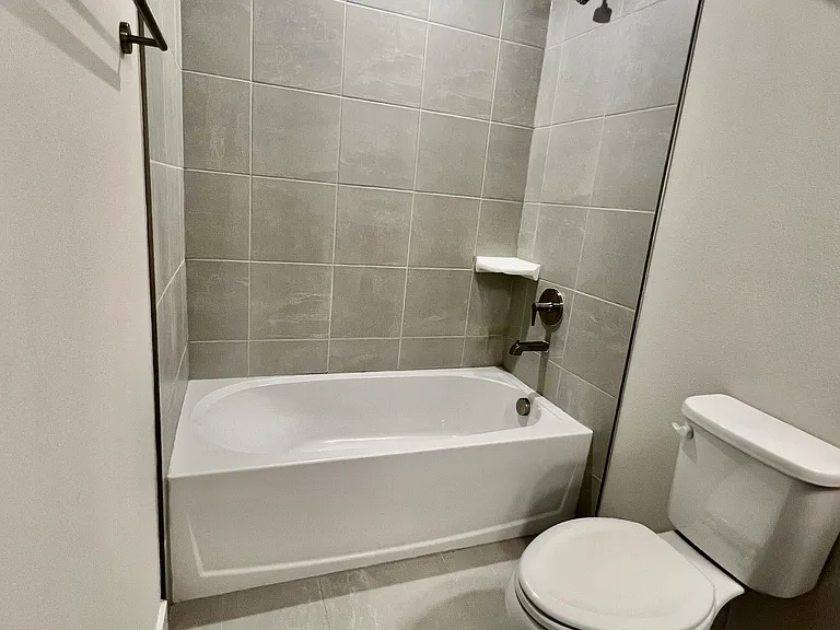 78 Gaston Ct — Photo 23