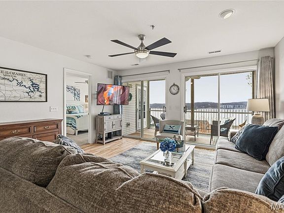 2nd image of 1307 W Harbour Towne Dr #W1307