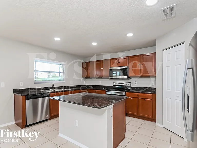 234 Star Shell Dr — Photo 7