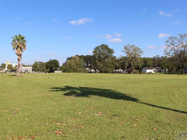 3019 Barrow St, Houma, LA 70360