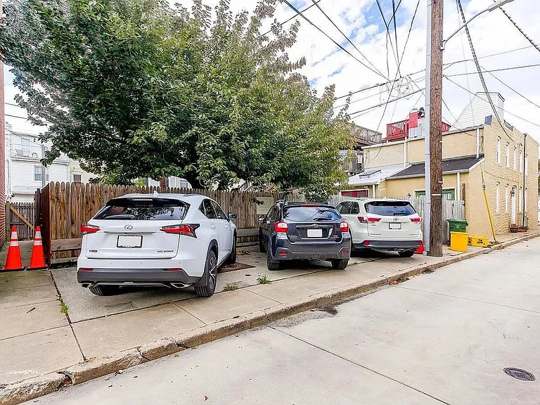 1737 Olive St — Photo 23