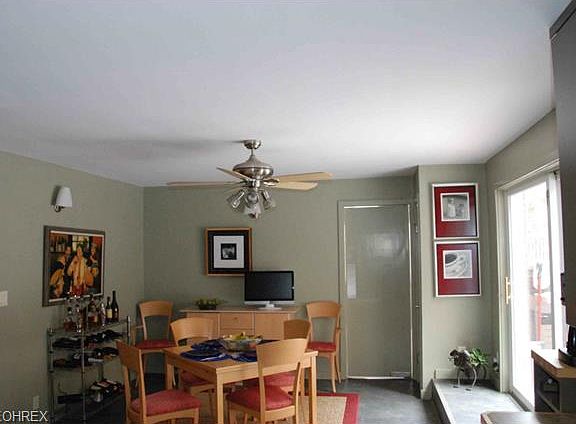 4th image of 18975 Van Aken Blvd APT 208