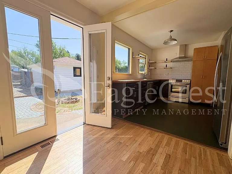 1339 Modoc St — Photo 18