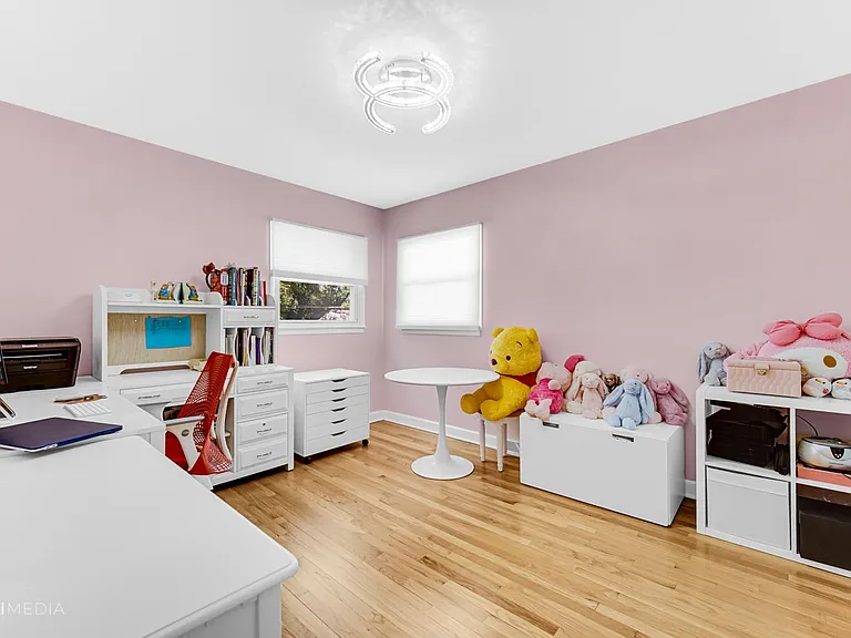 319 Park Dr — Photo 14