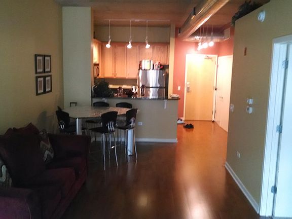 5th image of 647 Metropolitan Way Unit 402