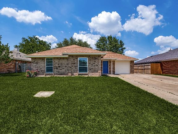 3rd image of 912 Oak Grove Ln