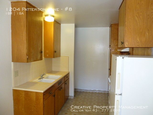 2nd image of 1204 Patterson Ln APT 8