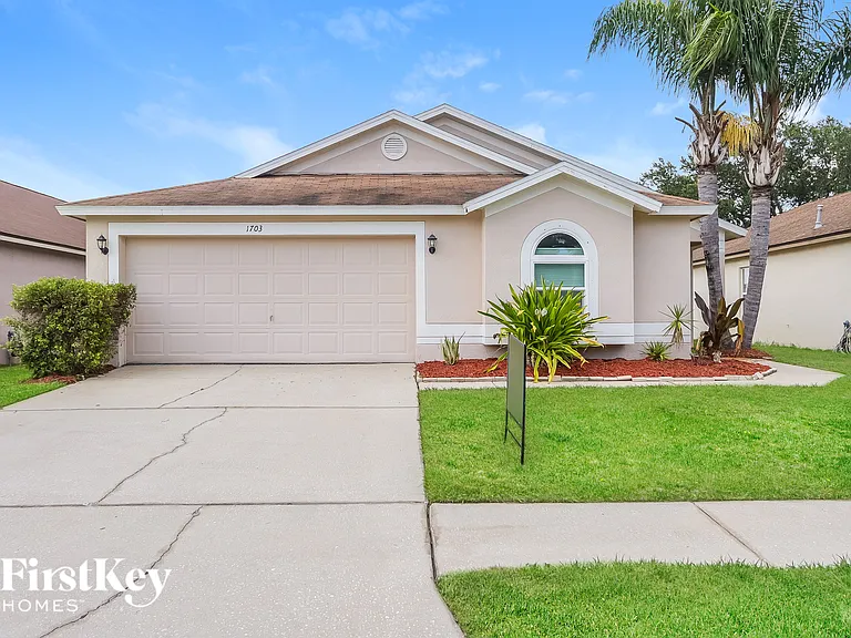 1703 Hulett Dr — Photo 1