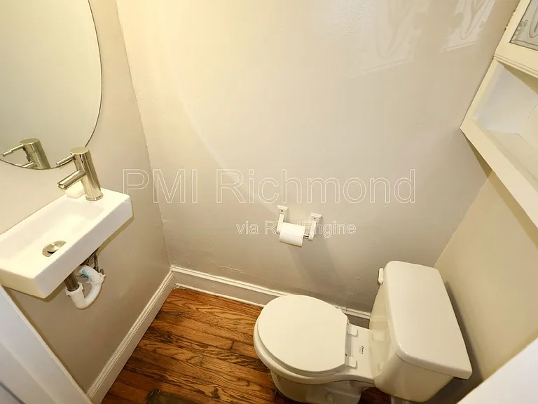 3963 Oakleys Ln — Photo 5