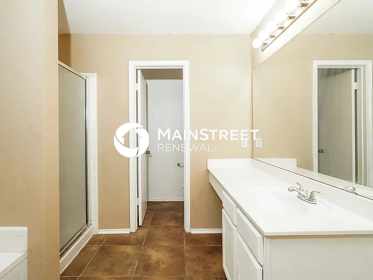 Main Bathroom