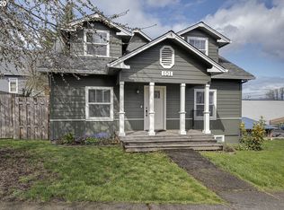 101 Park St, Gaston, OR 97119