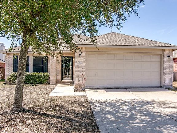 3rd image of 709 Claiborn Ln