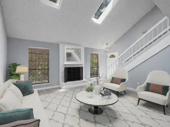 2008 Voltaire Dr, Austin, TX 78752