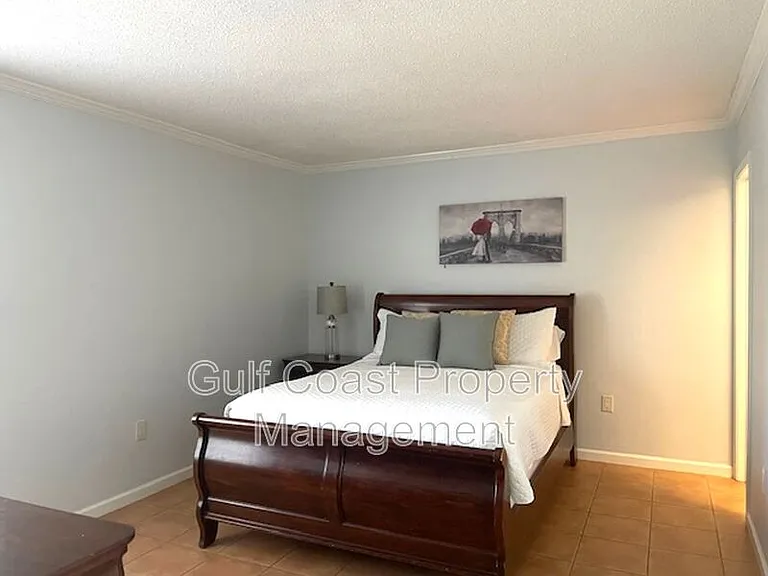 4574 Ringwood Mdw — Photo 9