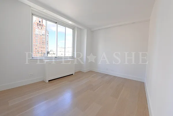 Rented by Peter Ashe | media 44