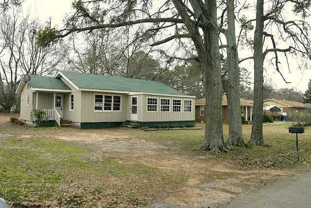 2nd image of 299 Nancy St