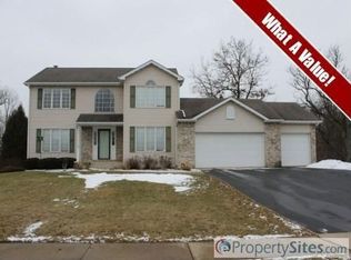 3464 Valley Woods Dr, Cherry Valley, IL 61016