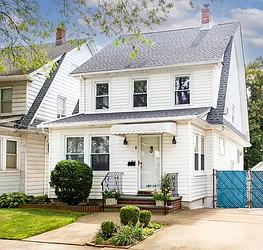 187-14 Wexford Terrace