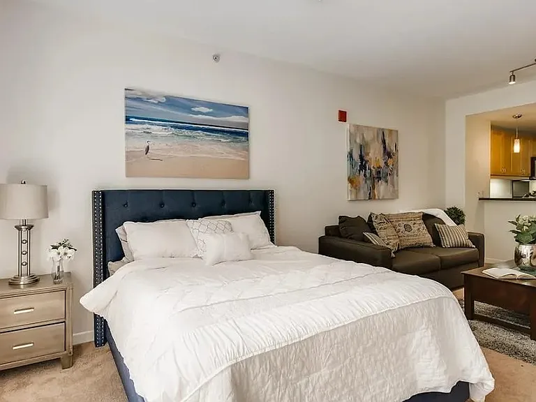 1150 J St #1 — Photo 3