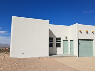 15515 Space Murals Ln #1, Las Cruces, NM 88011