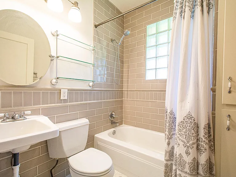 Upstairs bathroom