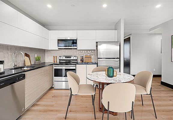 2nd image of 88 Linden Blvd APT 3B