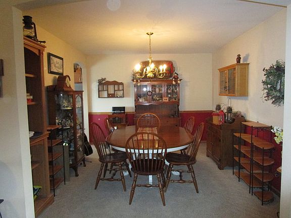 3rd image of 1299 Omega Circle Dr