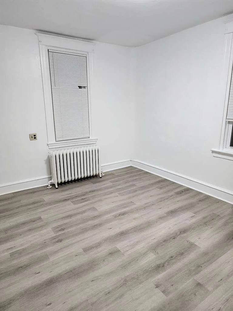 2 bed, 750 sqft, $1,375 — Photo 3