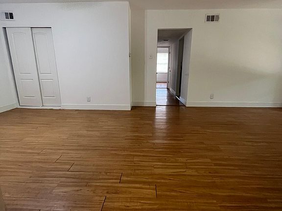 4th image of 625 Broadmoor Dr