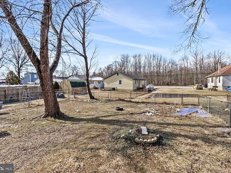 42 Holcumb Ct — Photo 34