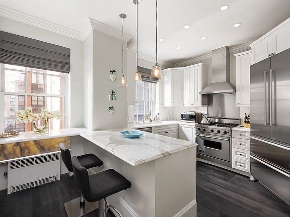 5th image of 41 Central Park N #3E