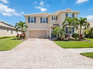 2177 Weaver Bird Ln, Venice, FL 34292