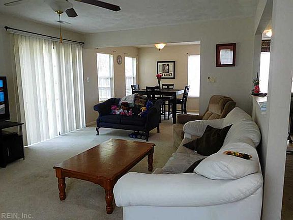 5th image of 322 Greenfield Cres