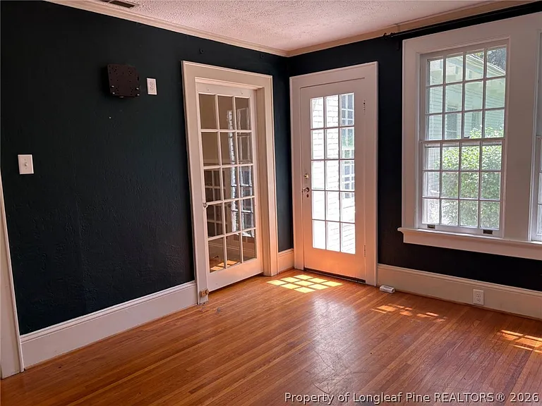 310 Hinsdale Ave — Photo 7