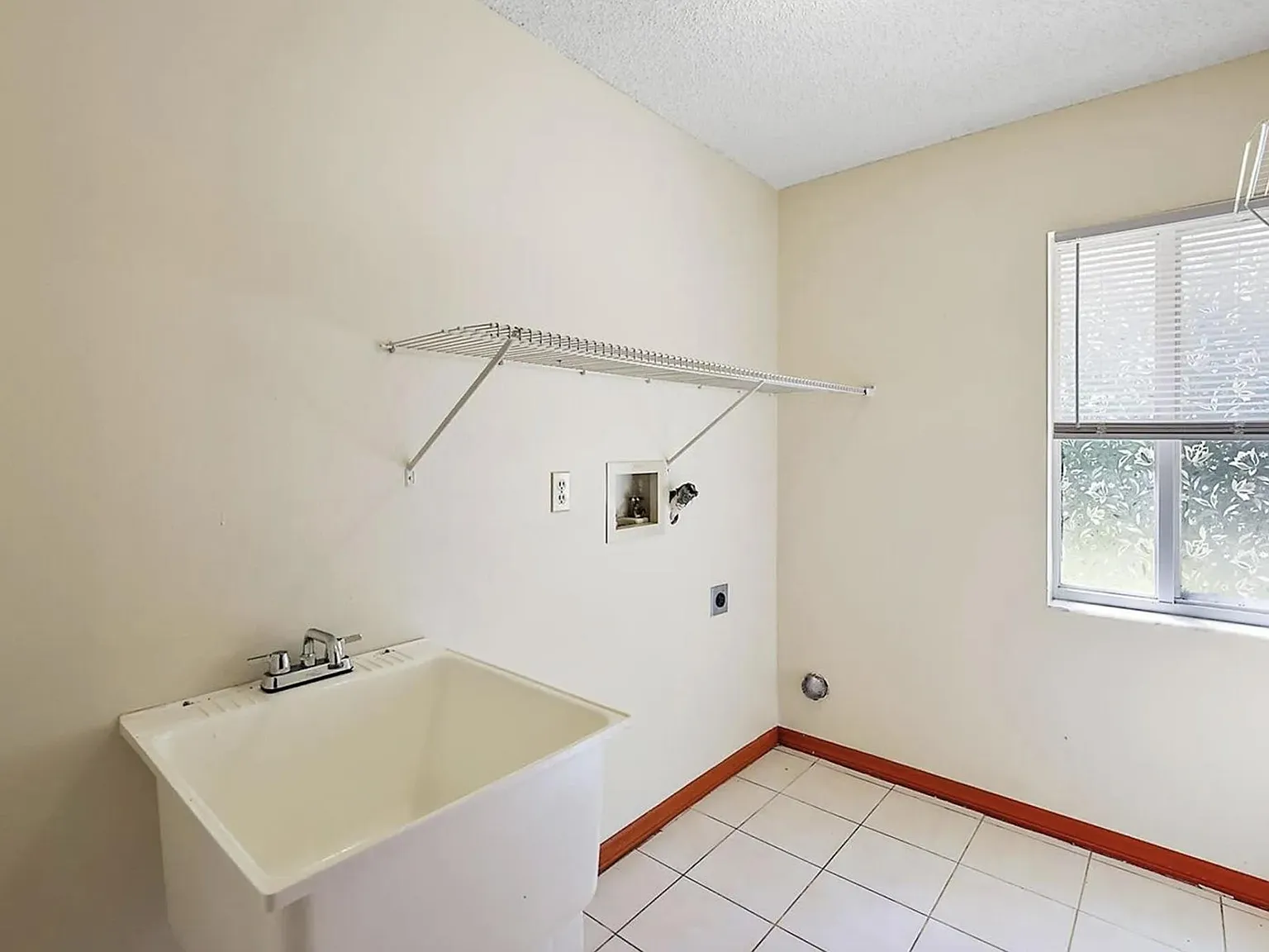 209 Grassy Lakes Rd — Photo 3