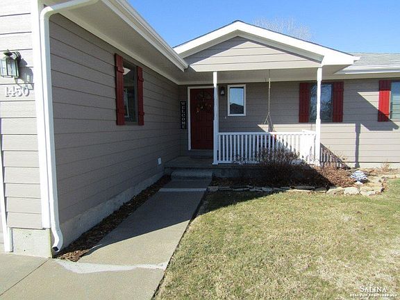 3rd image of 1450 Austin Cir