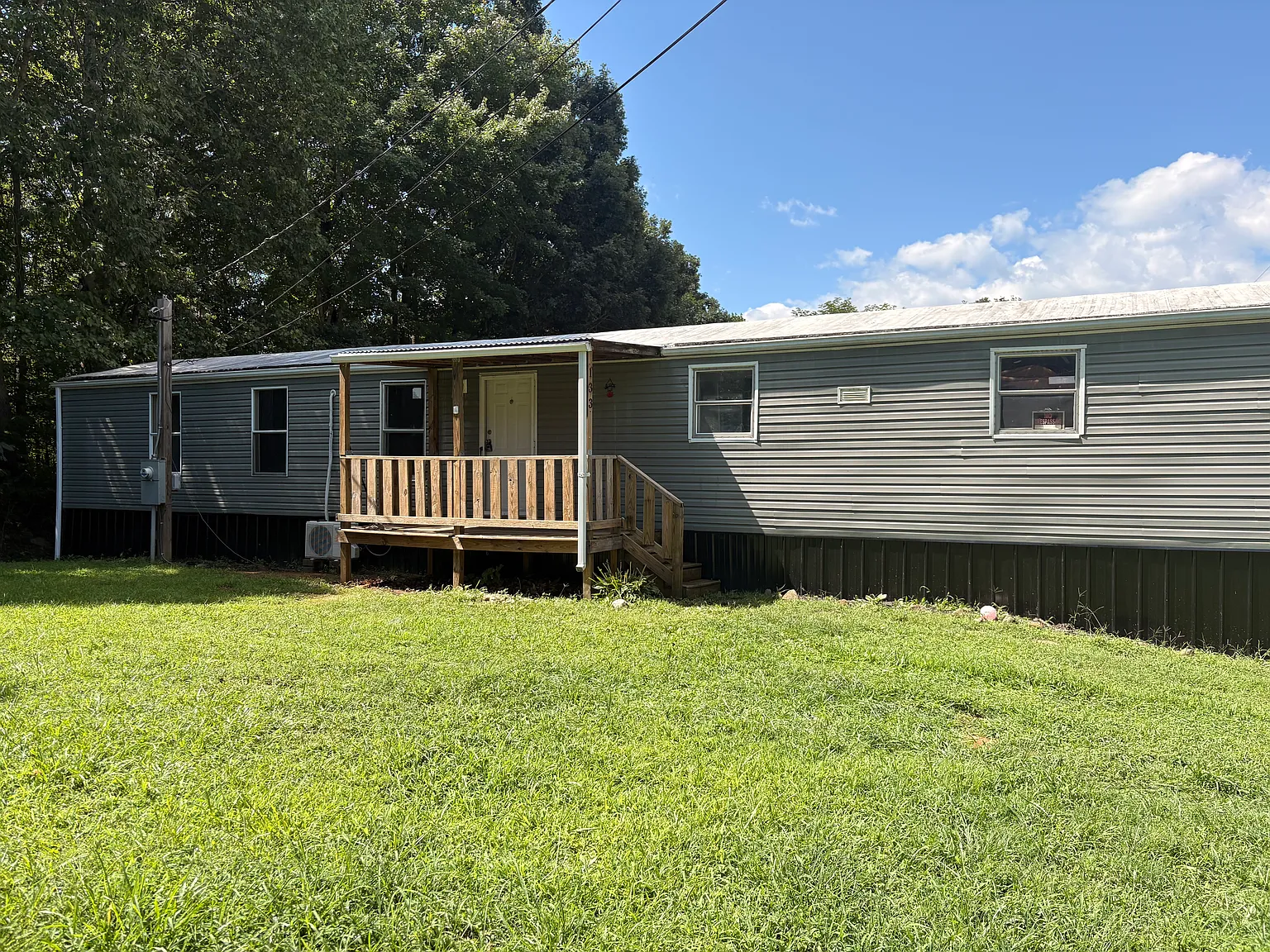 2 bed, 960 sqft, $825 — Photo 2