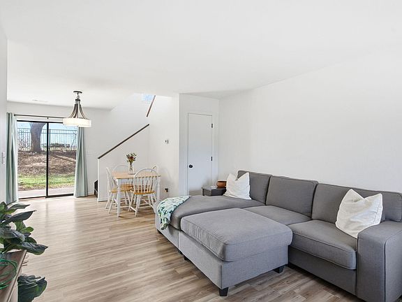 2nd image of 2801 W Broadway APT R2