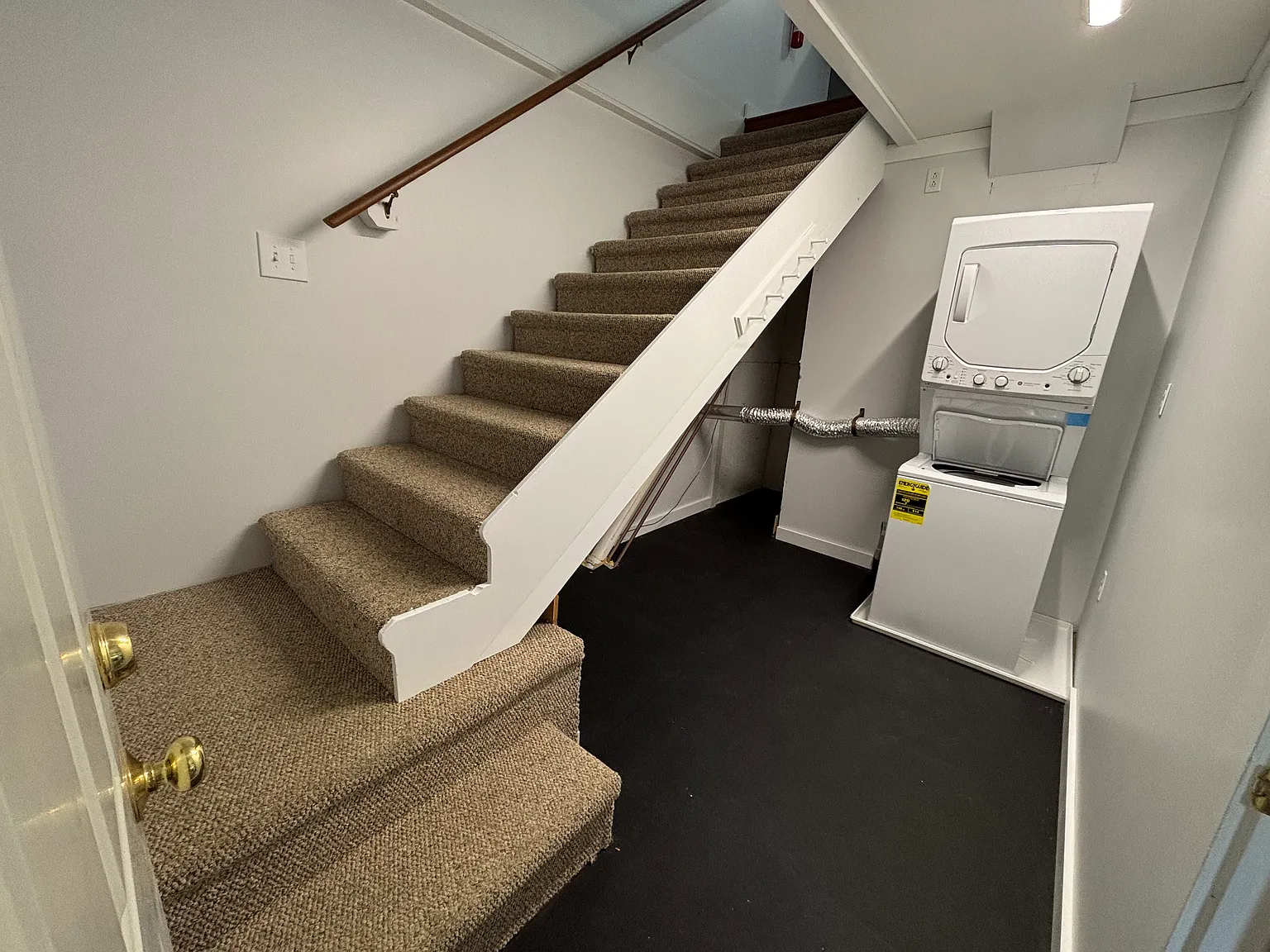 1 bed, 500 sqft, $1,600 — Photo 2