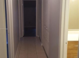5675 NW 195th Ter, Miami Gardens, FL 33055