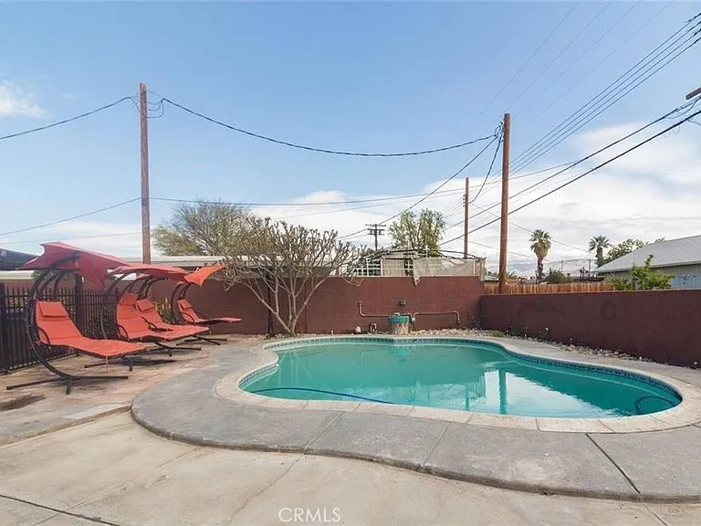 45472 Deglet Noor St — Photo 18