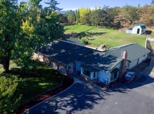 2442 David Ln, Medford, OR 97504