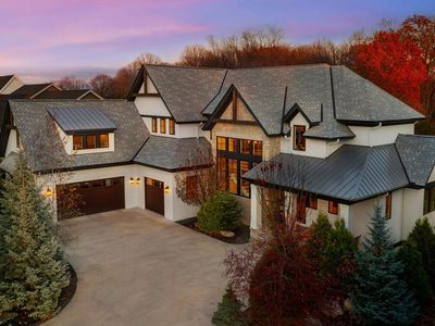 6505 Hawks Pointe Ln, Excelsior, MN, 55331
