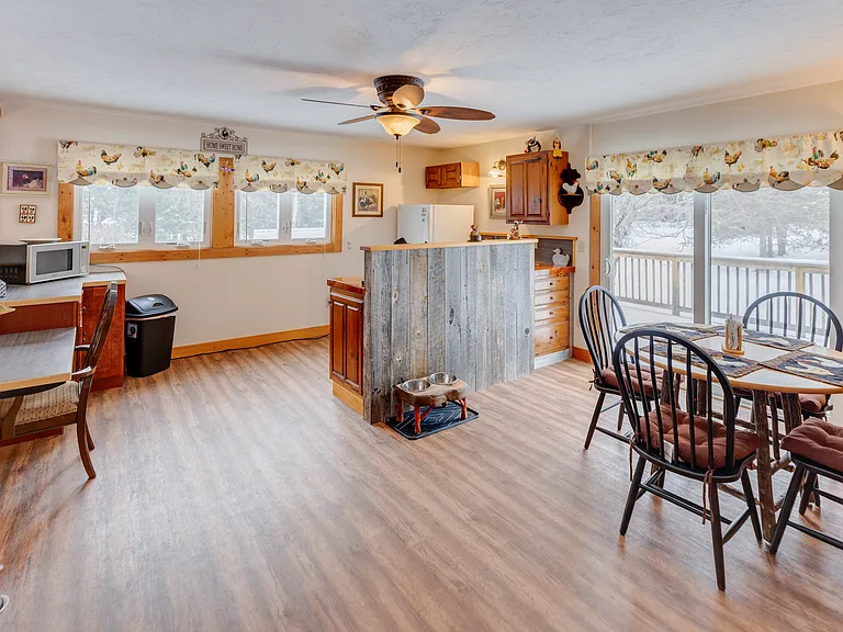upstairs kitchen & deck