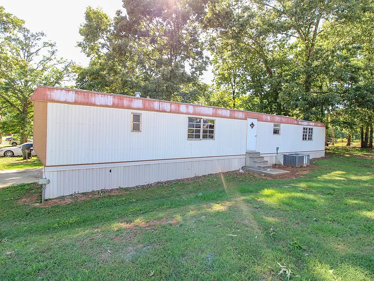 42 Cameron Cir — Photo 23