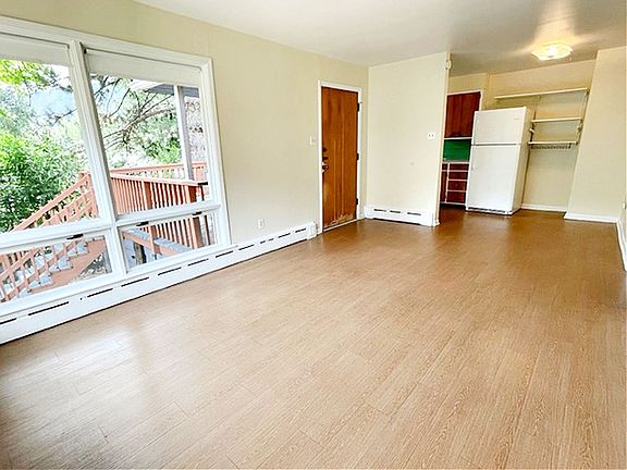 3rd image of 206 Laurel St #103