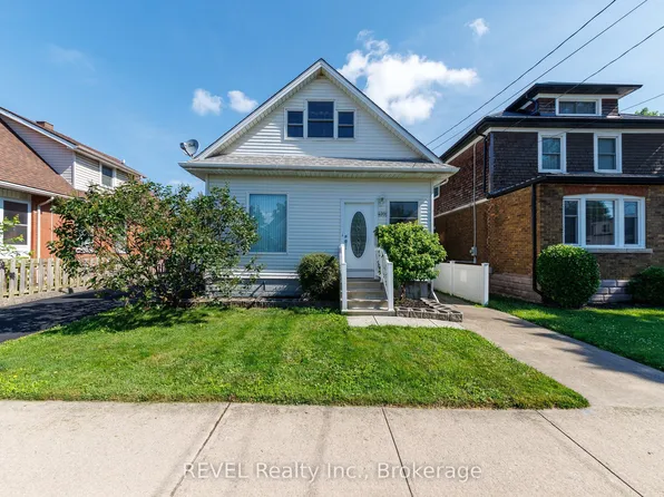 4991 Huron St, Niagara Falls, ON L2E 2J6